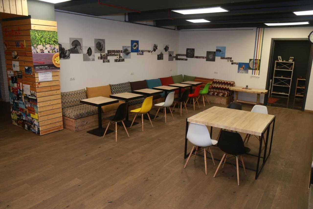 Loft Hostel ギュムリ エクステリア 写真