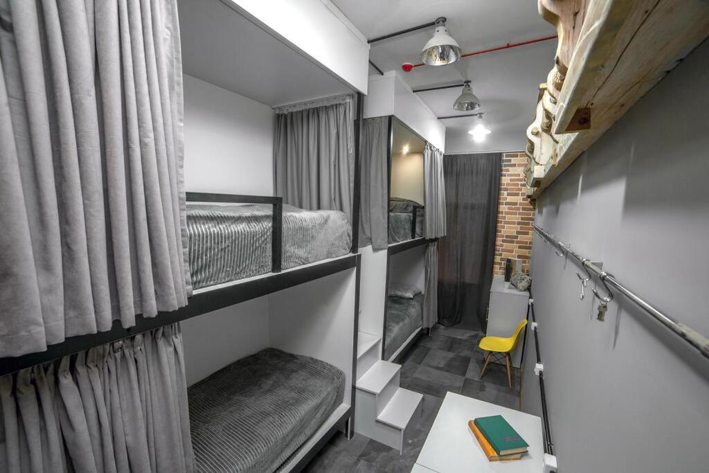 Loft Hostel ギュムリ エクステリア 写真