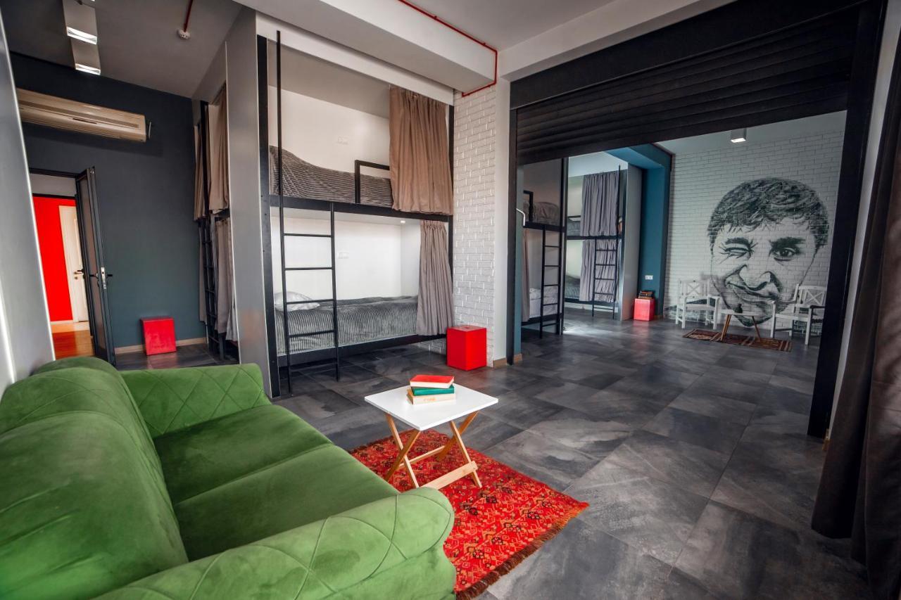 Loft Hostel ギュムリ エクステリア 写真